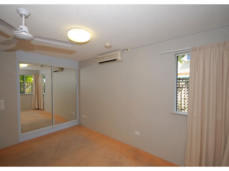 Urangan QLD 4655