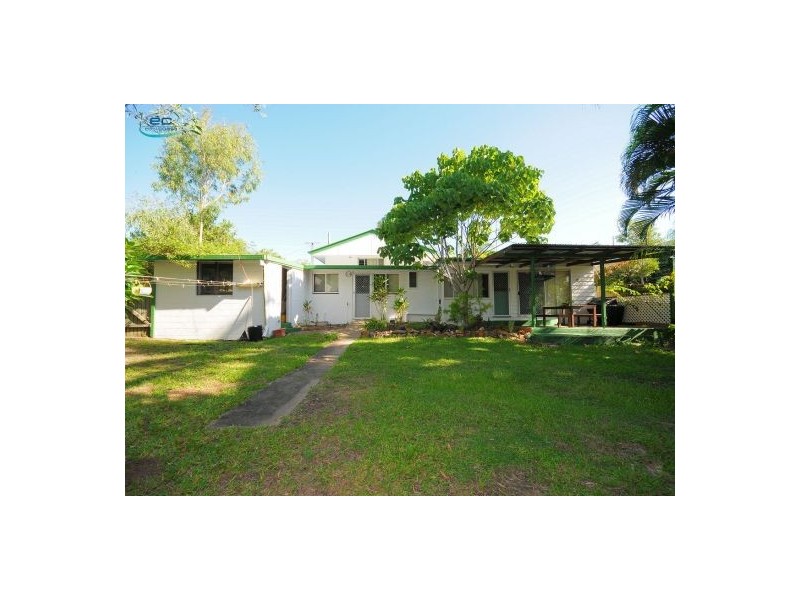 344 Torquay Terrace, Torquay QLD 4655