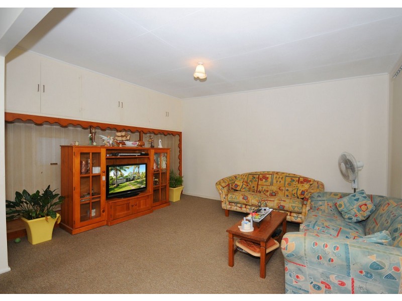 344 Torquay Terrace, Torquay QLD 4655