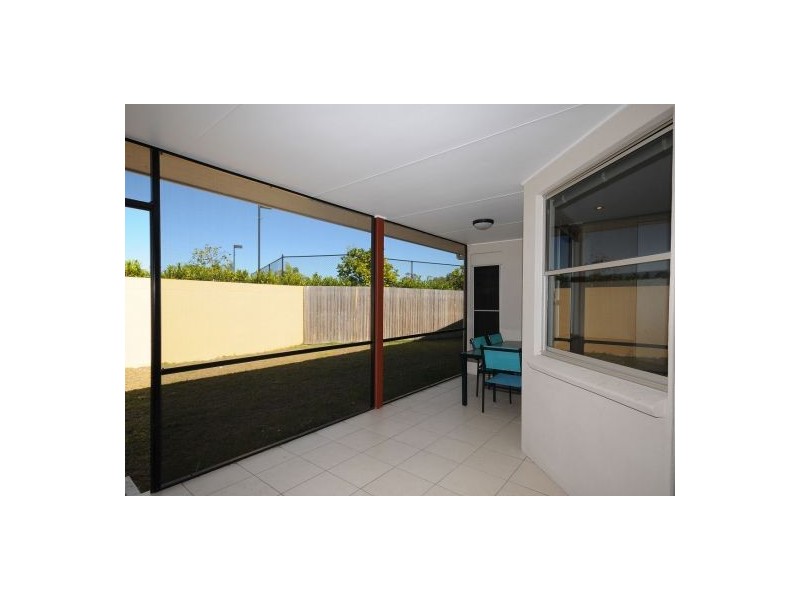 20/230 Pulgul Street, Urangan QLD 4655