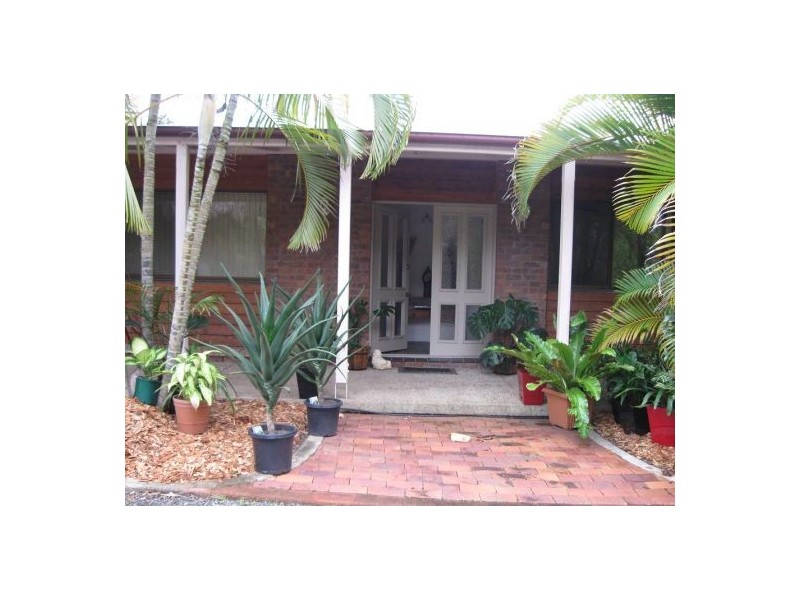 25 Raintree Avenue, Burrum Heads QLD 4659