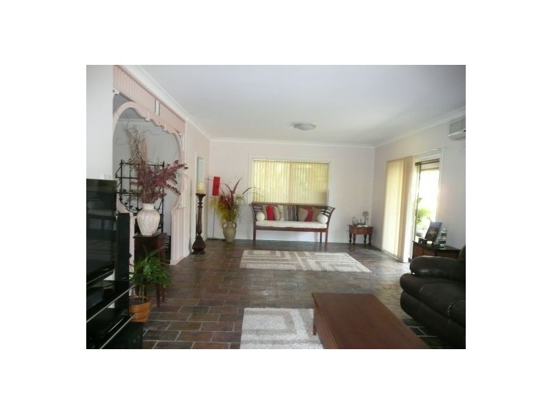 25 Raintree Avenue, Burrum Heads QLD 4659