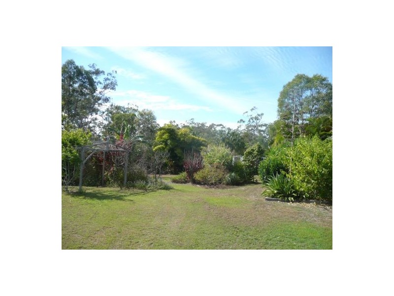 25 Raintree Avenue, Burrum Heads QLD 4659