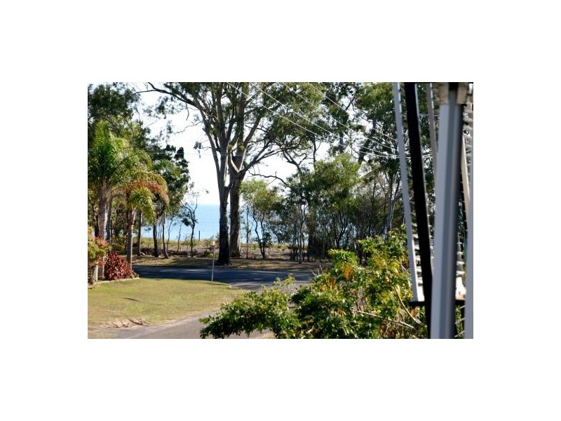 4/190 Cypress Street, Urangan QLD 4655