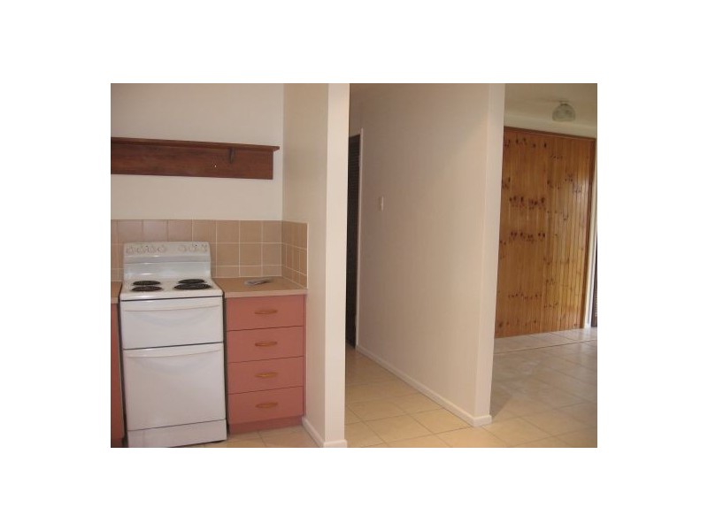 5 Marr Street, Point Vernon QLD 4655