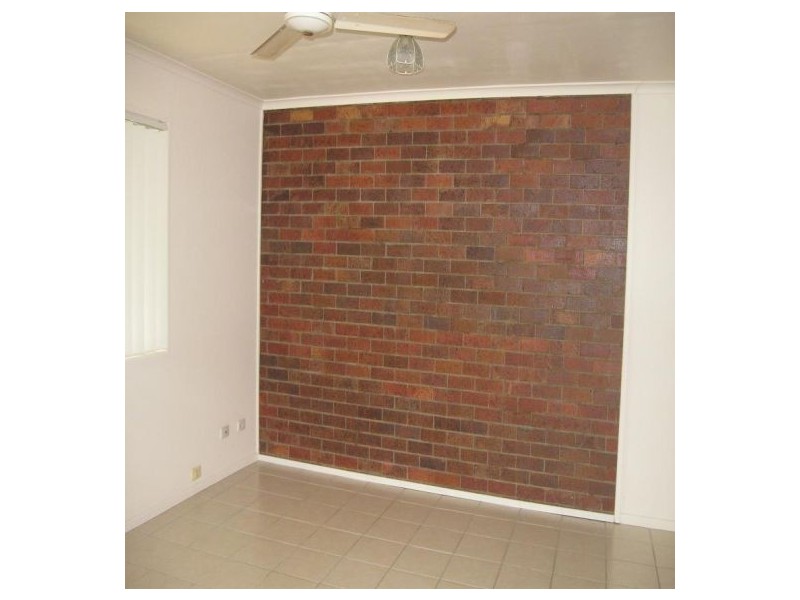 5 Marr Street, Point Vernon QLD 4655