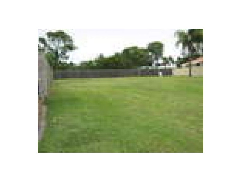 44 Harrison Circuit, Urangan QLD 4655