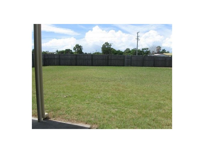 11 Gunsynd Way, Point Vernon QLD 4655