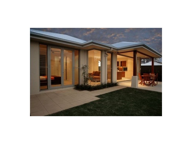17 Harmony Avenue, Urraween QLD 4655