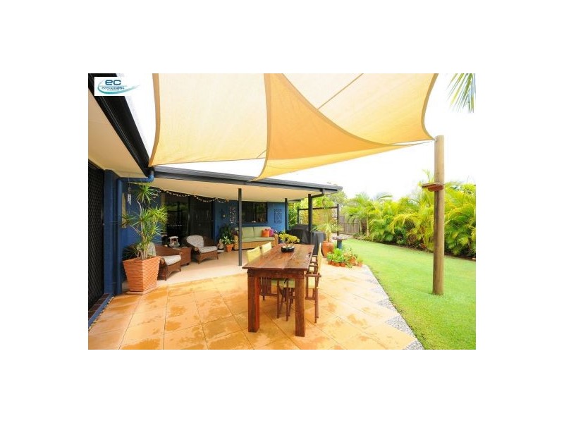 11 Layde Court, Urangan QLD 4655