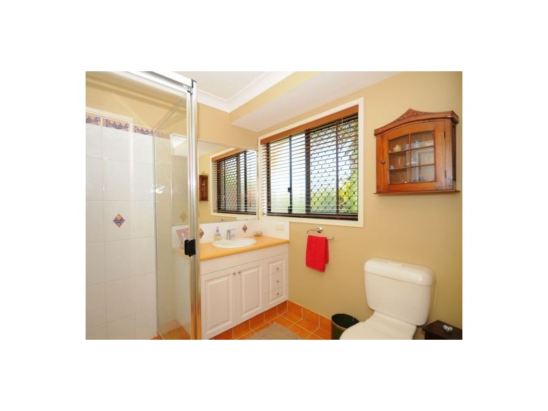 11 Layde Court, Urangan QLD 4655