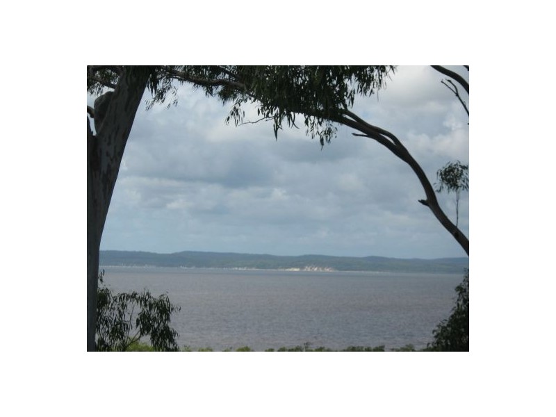 2 Ferris Avenue, River Heads QLD 4655