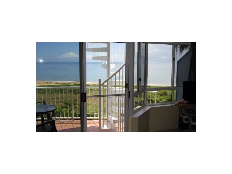 168 Buccaneer  Street, Urangan QLD 4655