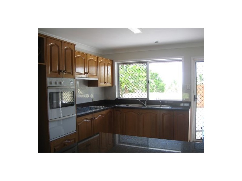 238 Esplanade, Pialba QLD 4655