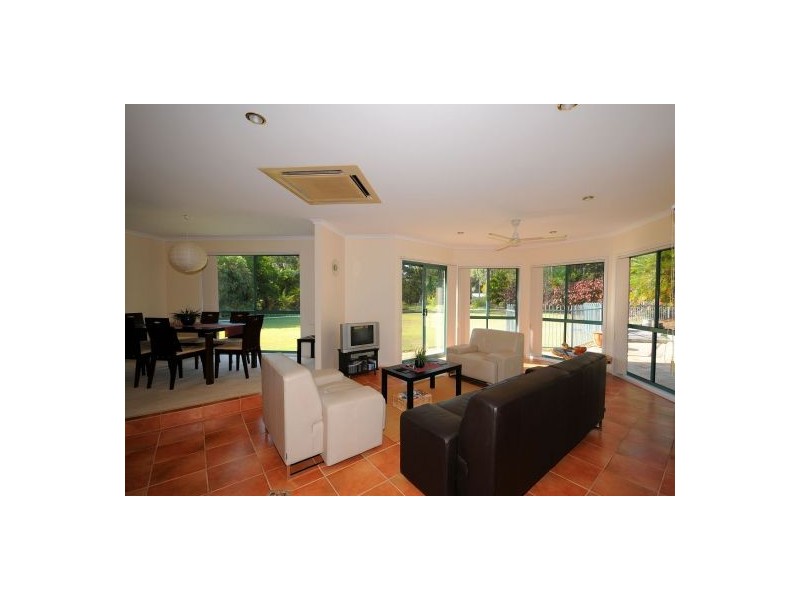 42 Sempfs Road, Dundowran Beach QLD 4655