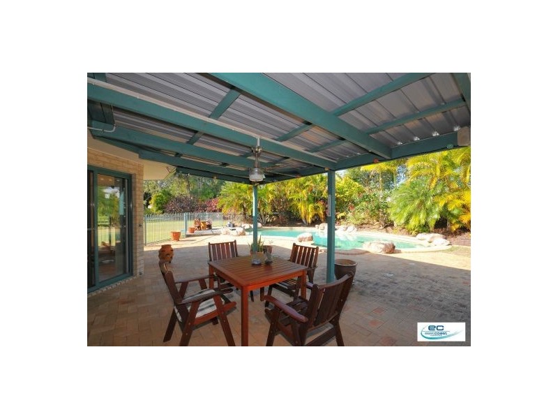 42 Sempfs Road, Dundowran Beach QLD 4655