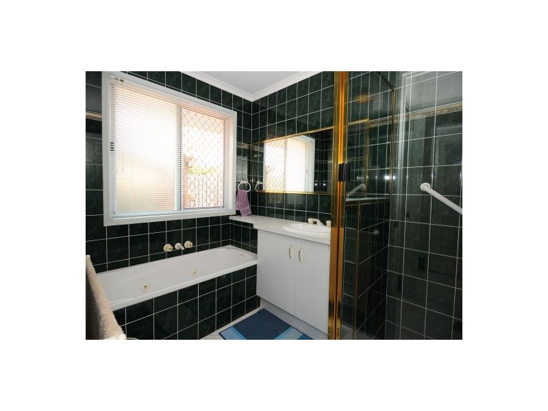 48 Royal Drive, Kawungan QLD 4655