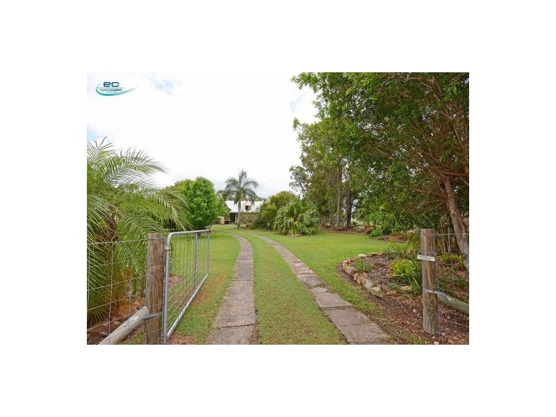 21 BEACON ROAD, Booral QLD 4655