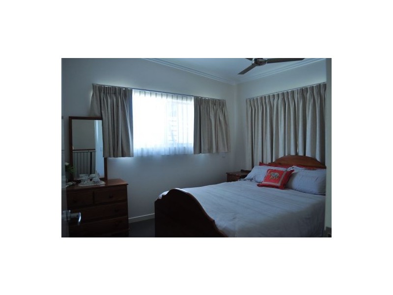 Urangan QLD 4655