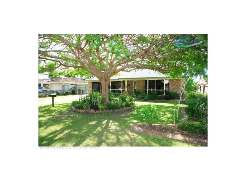 17 Cathy Place, Torquay QLD 4655