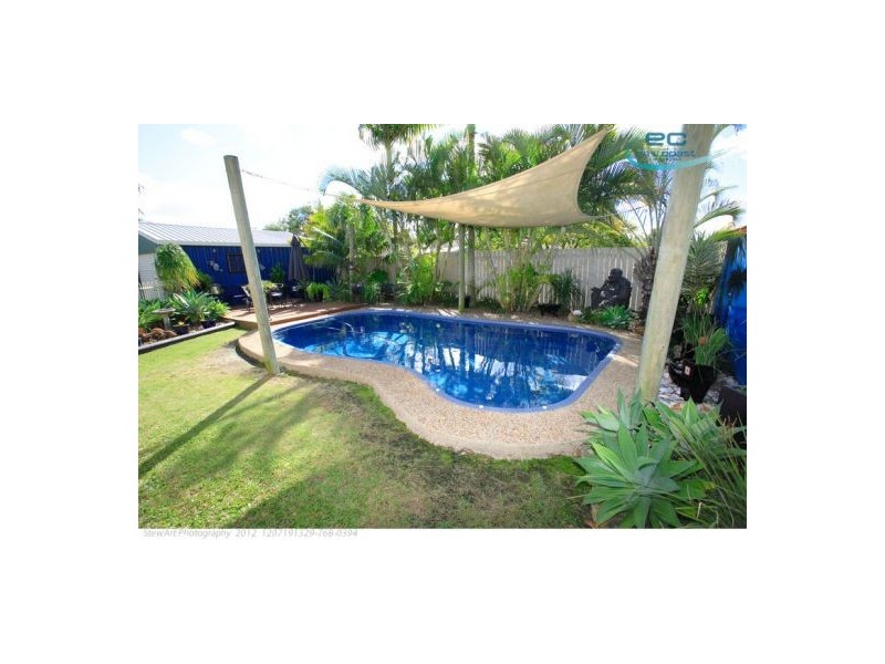 17 Cathy Place, Torquay QLD 4655