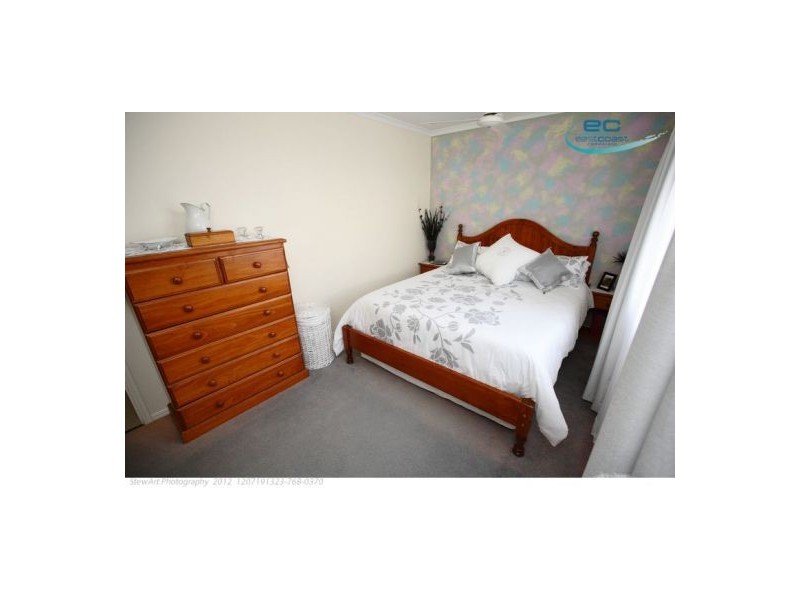 17 Cathy Place, Torquay QLD 4655