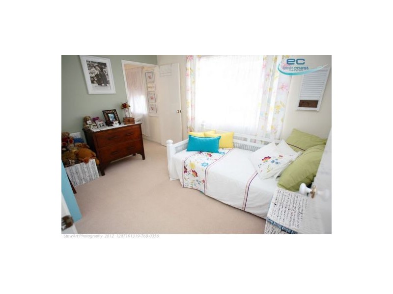 17 Cathy Place, Torquay QLD 4655