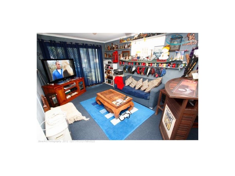 17 Cathy Place, Torquay QLD 4655