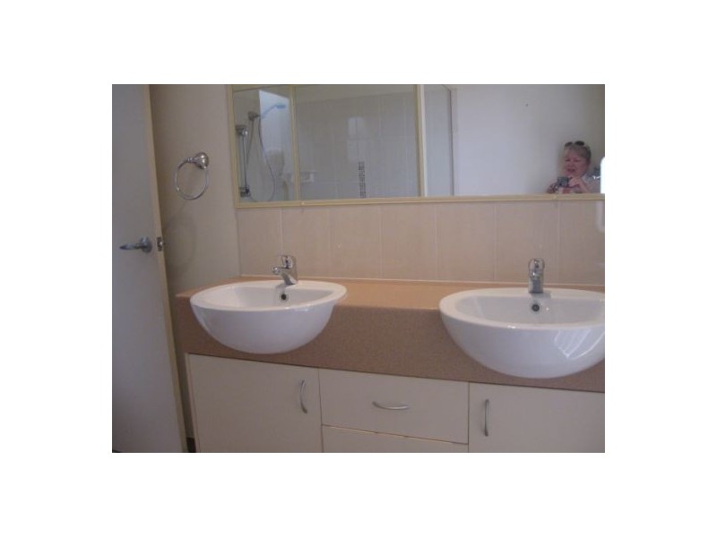 1/38 Alice Street, Pialba QLD 4655