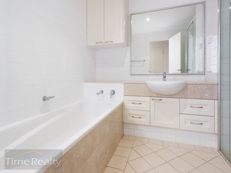 305/8 Village Drive, Breakfast Point NSW 2137