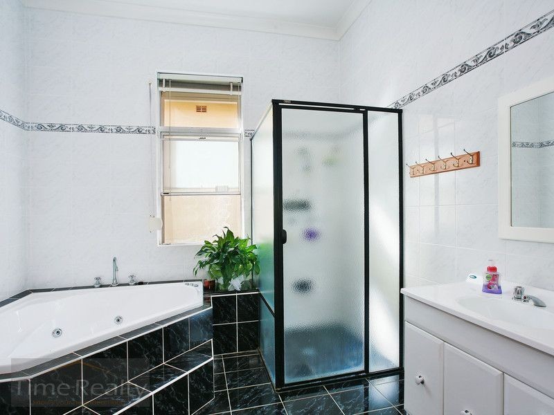 6 Lancelot St, Five Dock NSW 2046