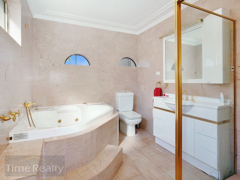 225 Stuart St, Blakehurst NSW 2221