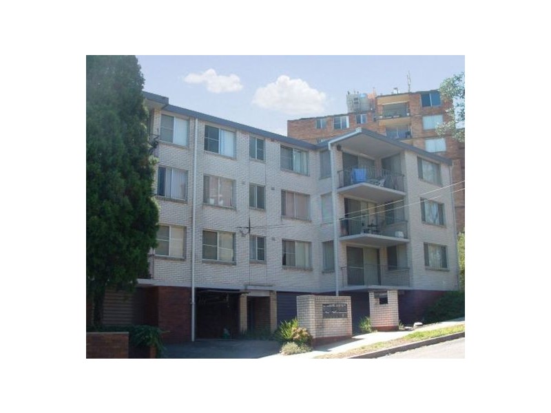 7/4 Bortfield Drv, Chiswick NSW 2046