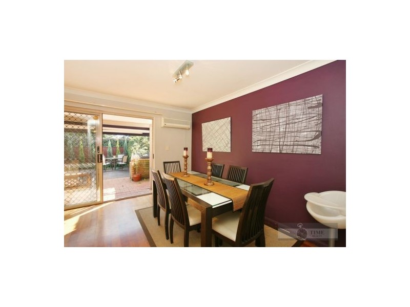 4/2 Barnstaple Lane, Five Dock NSW 2046