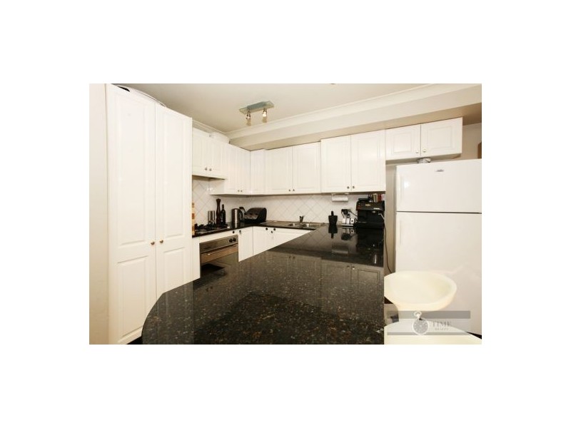 4/2 Barnstaple Lane, Five Dock NSW 2046