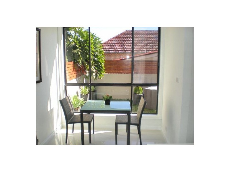 2/81 Garfield St, Five Dock NSW 2046