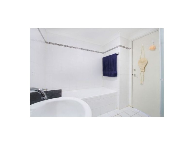 104/10 Wentworth Drive, Liberty Grove NSW 2138