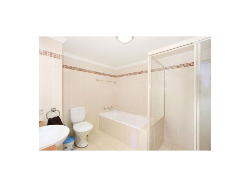 302/8 Wentworth Drive, Liberty Grove NSW 2138