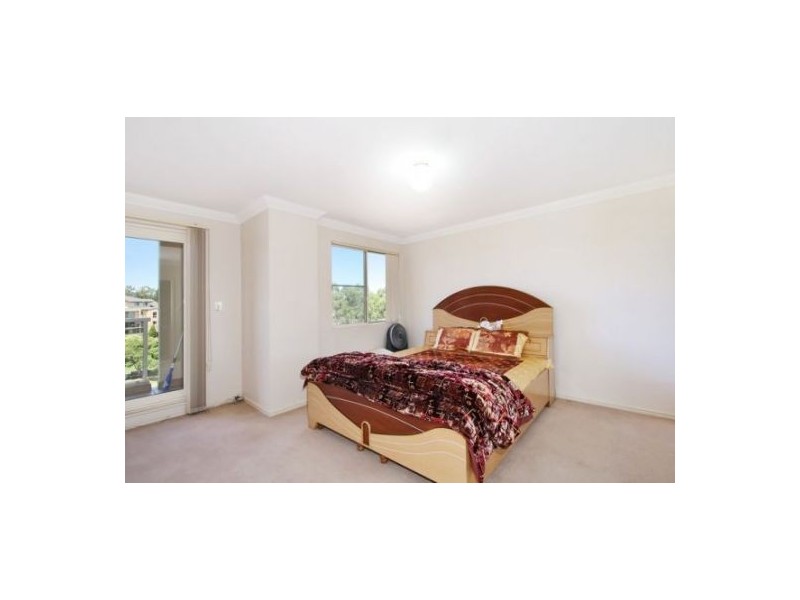 302/8 Wentworth Drive, Liberty Grove NSW 2138