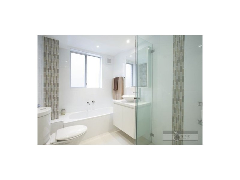 8/1 Evelyn Ave, Concord NSW 2137