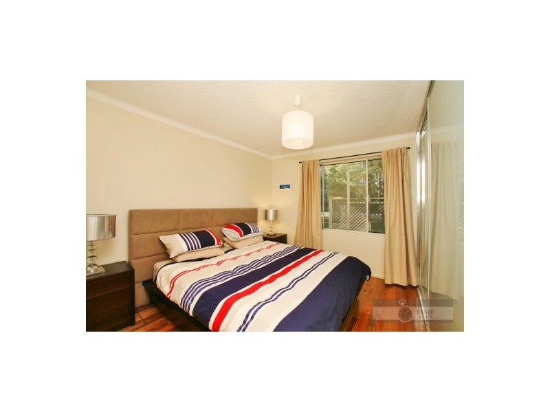 1/2 Corby Ave, Concord NSW 2137