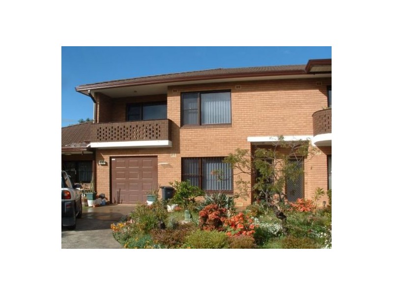 2/76 Bay St, Croydon NSW 2132