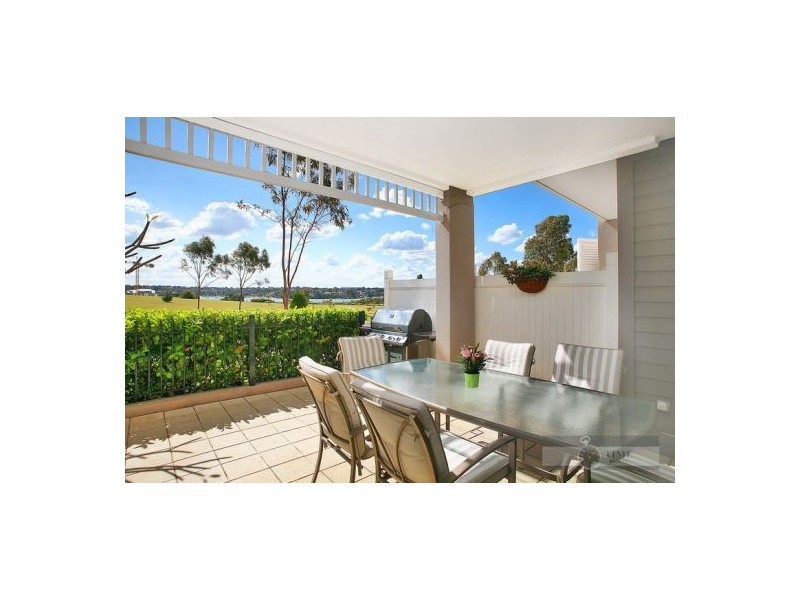 12/4 Admiralty Drive, Breakfast Point NSW 2137