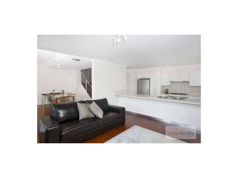 15 Kendall Inlet, Cabarita NSW 2137