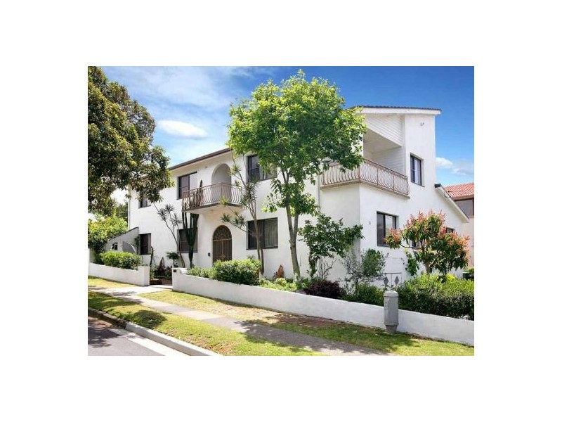 2 Collingwood Ave, Cabarita NSW 2137