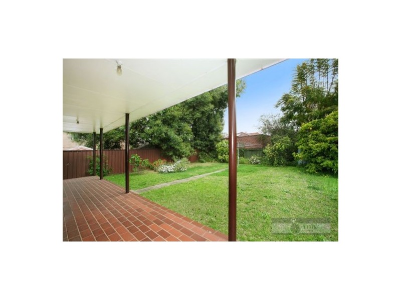 2 La Mascotte Ave, Concord NSW 2137