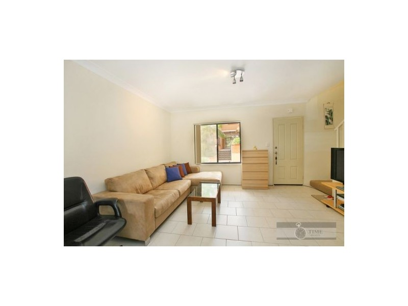 14/5 Harcourt Ave, Campsie NSW 2194