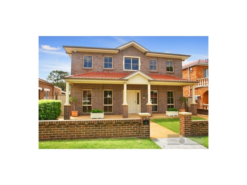 7 Anderson Rd, Concord NSW 2137