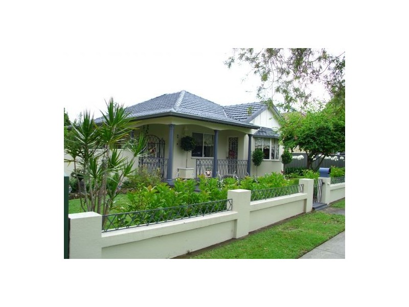 4 Cabarita Road, Concord NSW 2137