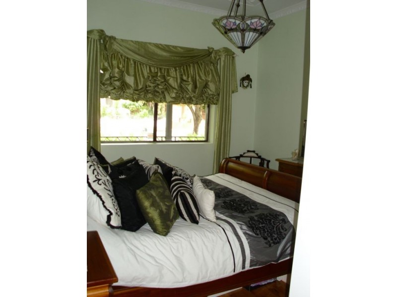 4 Cabarita Road, Concord NSW 2137